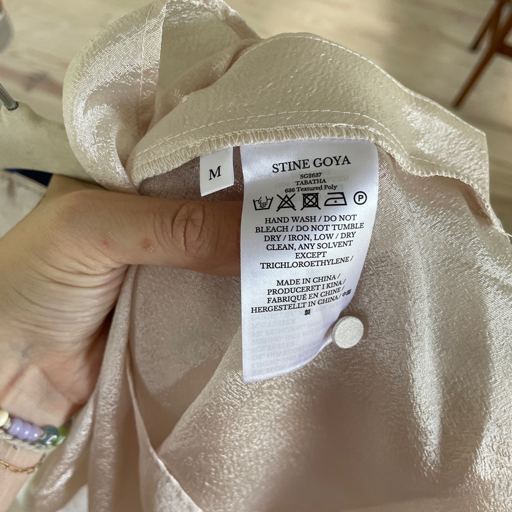 STINE GOYA Cream Blouse with Ruffled Collar - Picture 9 of 13